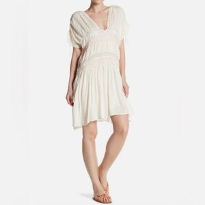 Free People  Embroidered dress has peasant-style romantic, vintage-inspired Sz S